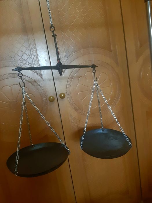 Старовинні ваги 19 століття