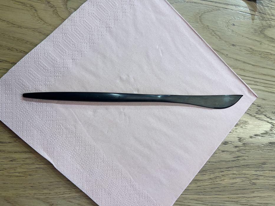 Sztućce firmy Homla - czarne 24 szt