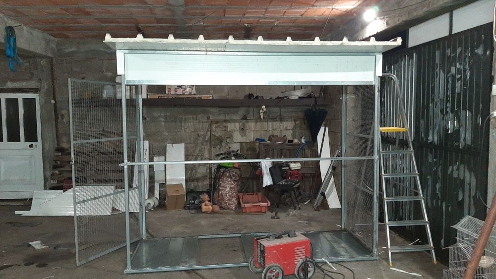 Vendo viveiro para aves de grande porte