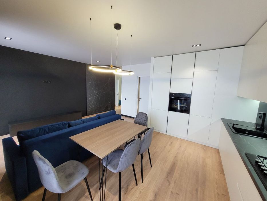 Здається двокімнатна новобудова кухня-студія вулиця Руська