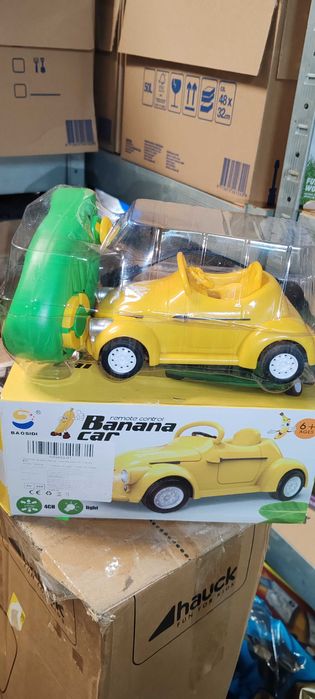 Zdalnie sterowany samochodzik dla dzieci