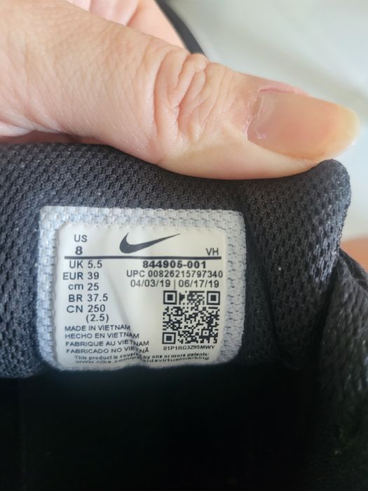 Nike  czarne  damskie