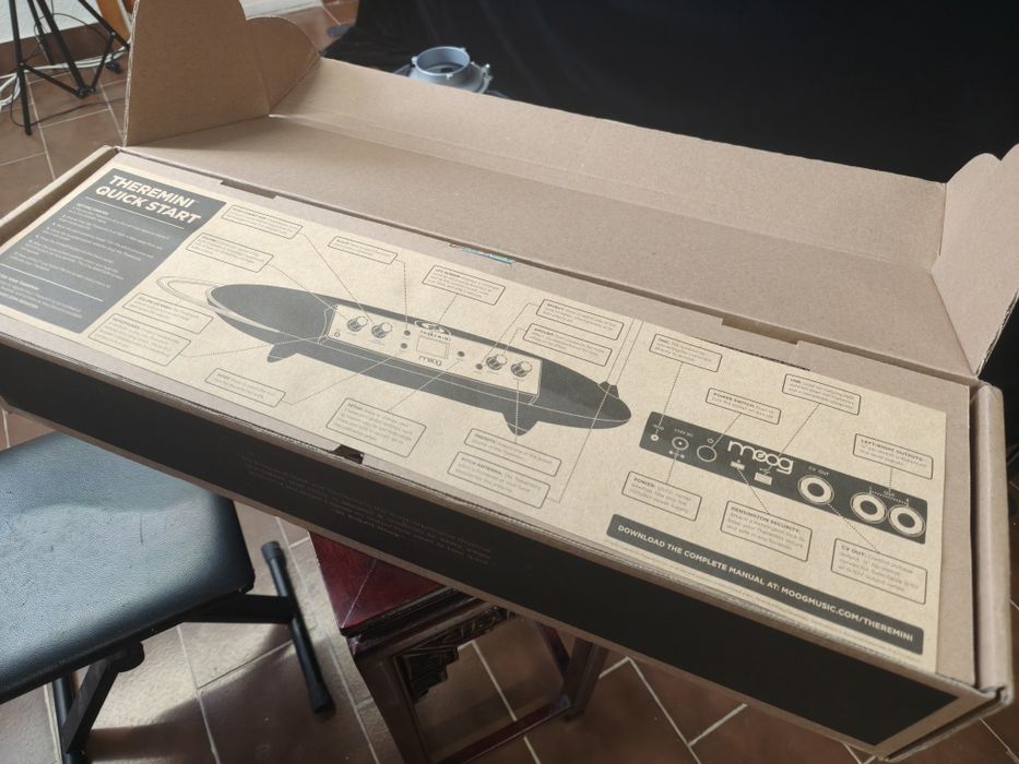 Theremini Moog instrumento musica