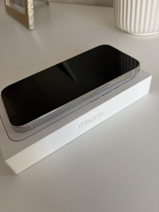 iPhone 14 pro e acessórios