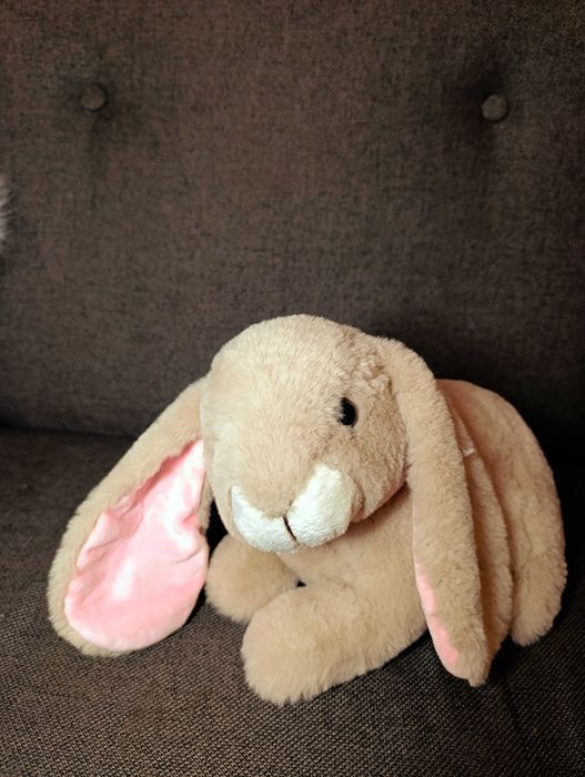 Кролики, зайчики м'які іграшки