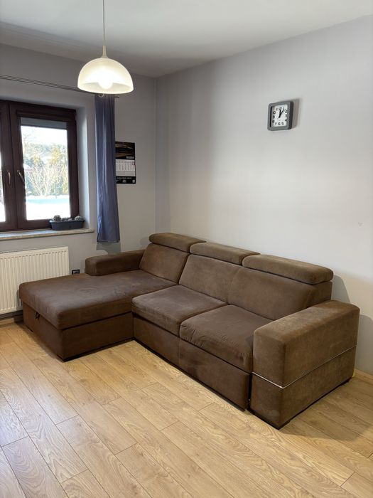 Kanapa narożnik łóżko brązowe zamszowe szerokie duże do salonu