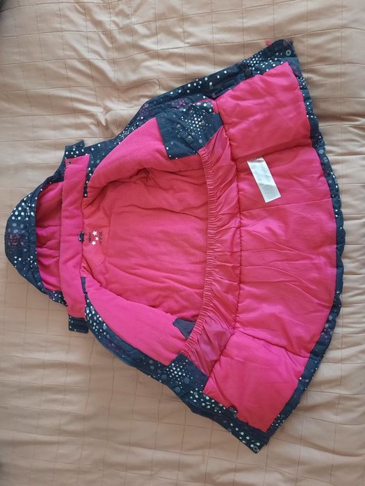 Зимова куртка на дівчинку