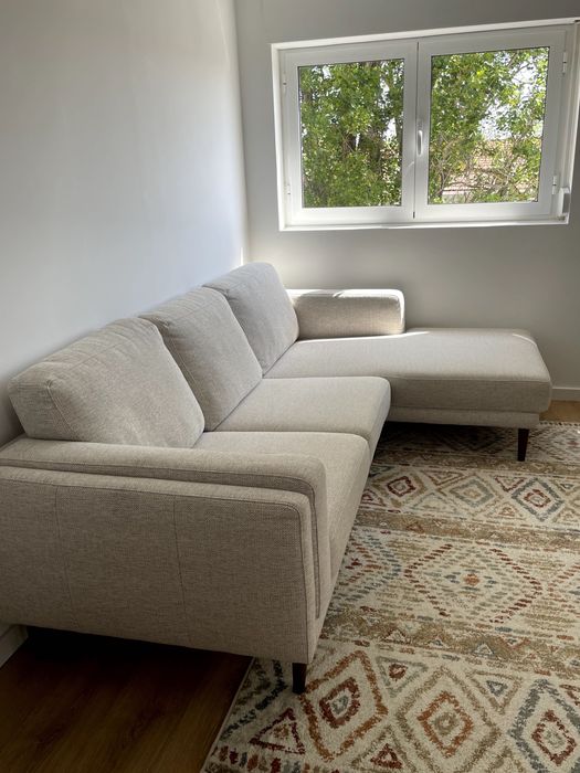 Sofá com Chaise Longue