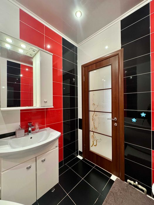 ApartPoltava Неповторні апарт. з КУТОВОЮ ванною поряд стадіону ВОРСКЛА