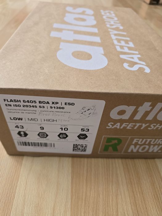 Półbuty robocze Flash 6405 BOA  XP ESD S3 S3


XP - bezmetalowe zabezp