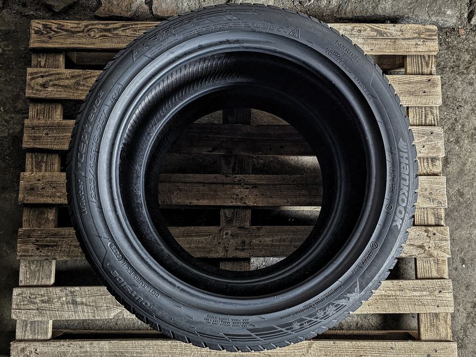 Пара 225/45r18 Hankook | 2023 | Made in Hungary | Преміум зимові шини | 2шт | Ідеальний стан, без пошкоджень, без ремонтів, без дефектів