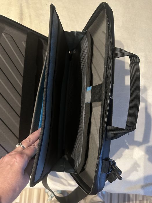 Torba etiu na laptopa THULE stan bardzo dobry