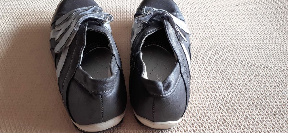 buty pantofle Kornecki r. 32 ( wkł. 20 cm )