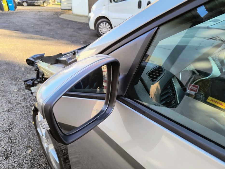 Skoda Fabia III 3 - Lusterko lewe elektryczne LF8H 4K4K Europa