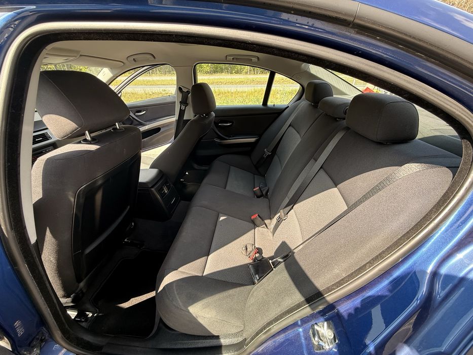 Bmw e90 320i 2007r