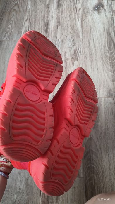 Trapery botki półbuty czerwone Cropp do lasu w góry