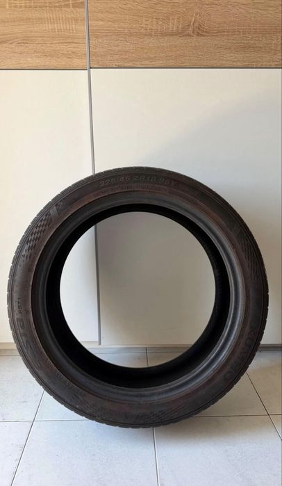 Pneu 225/45 R18