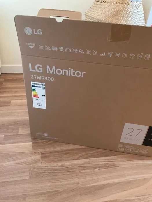 Monitor LG MR400, de 27 polegadas