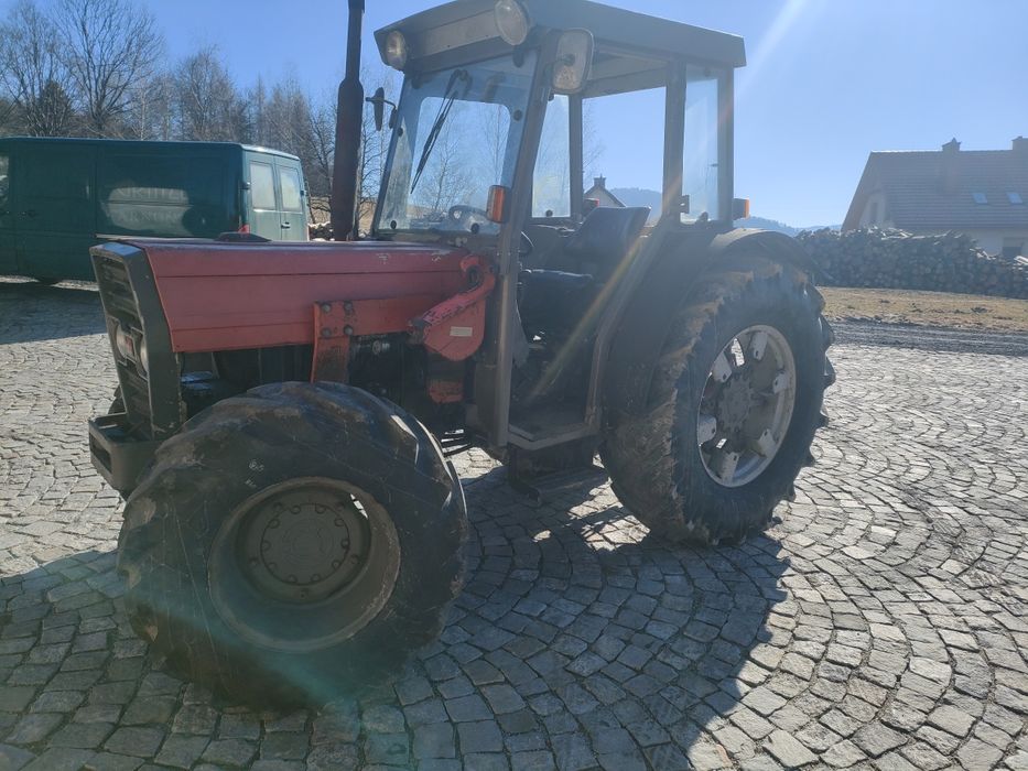 Massey Ferguson 374