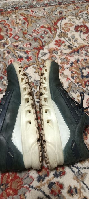 Продам кожыные  ECCO
