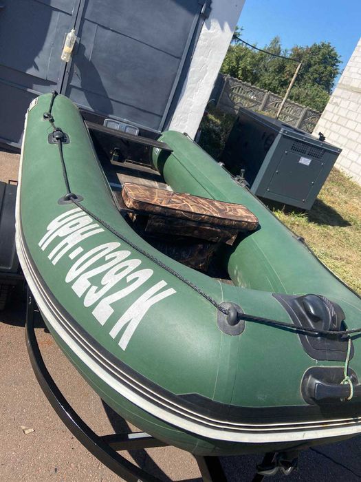 човен для відпочинку