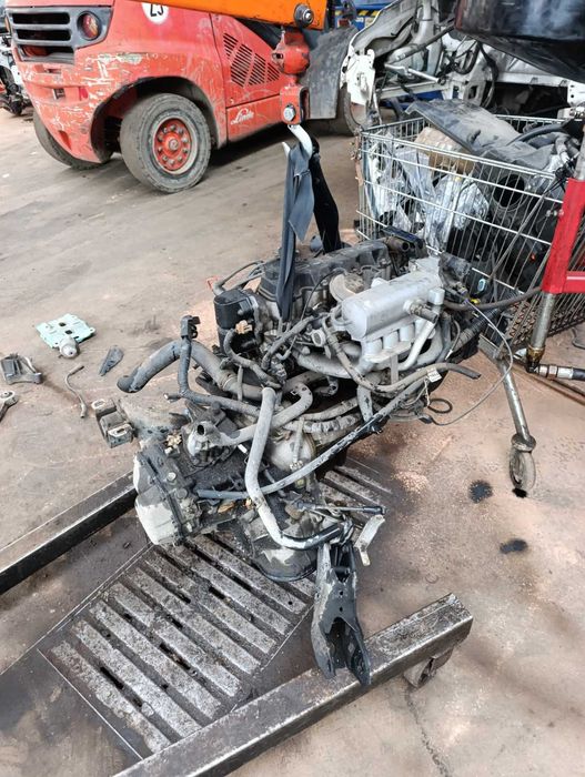 Daewoo Lanos 1.5 кпп капот бампер двері гбц замки вікна.