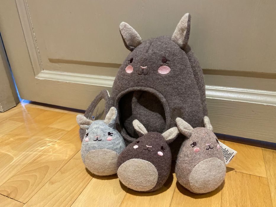 Konges Slojd Zabawka Aktywizująca Kangaroo Maskotki pluszaki