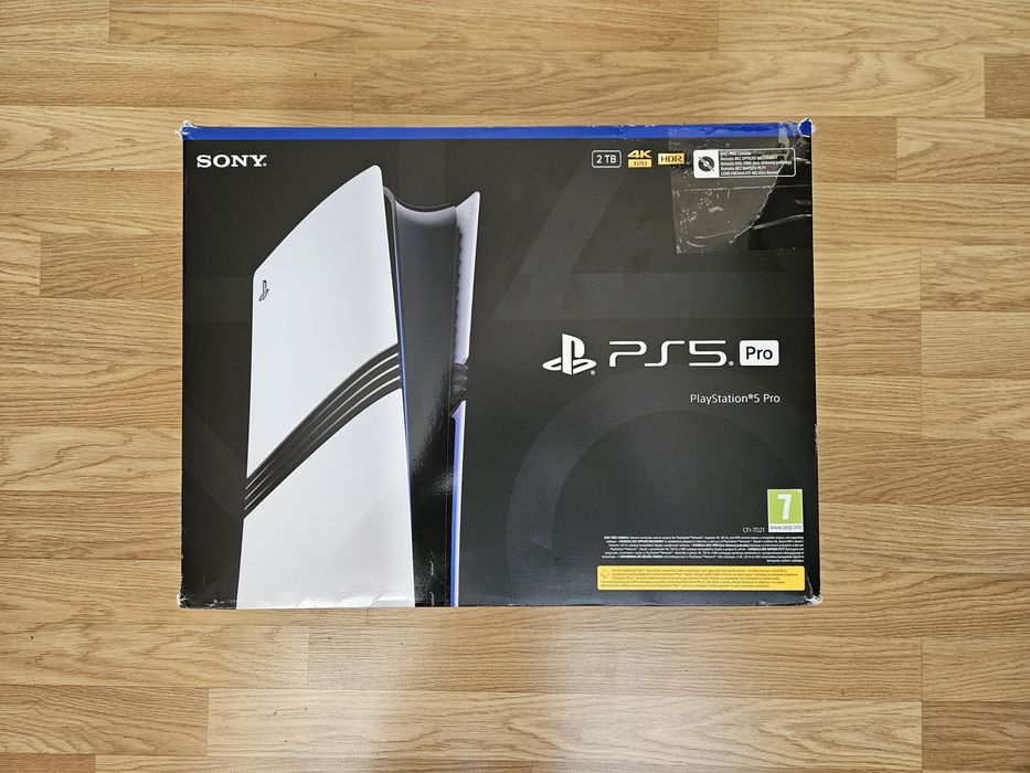 Pudelko do konsoli PS5 PRO