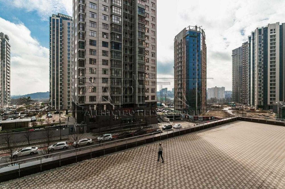 Продаж квартири, ЖК Новопечерські Липки, Драгомирова, Верхогляда