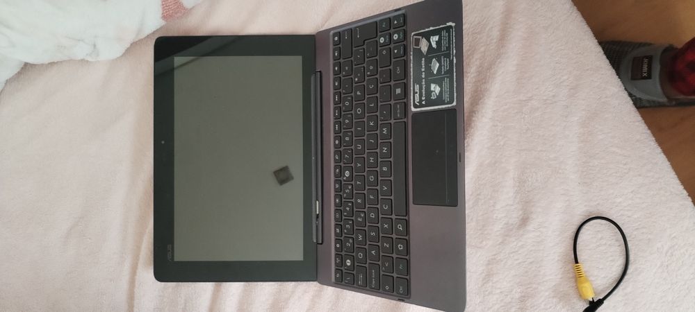 Tablet com teclado445080867628666881