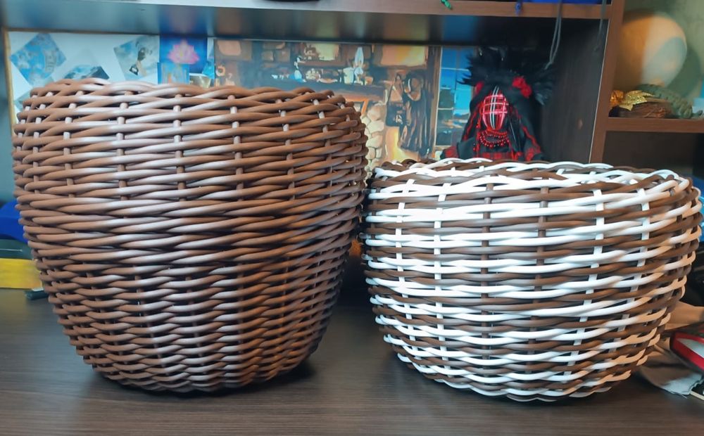 Кашпо из ротанга(ручная работа)