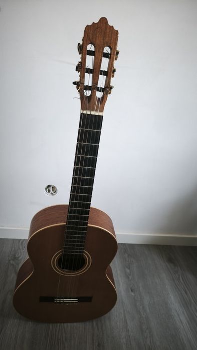 Guitarra clássica Rubi CM