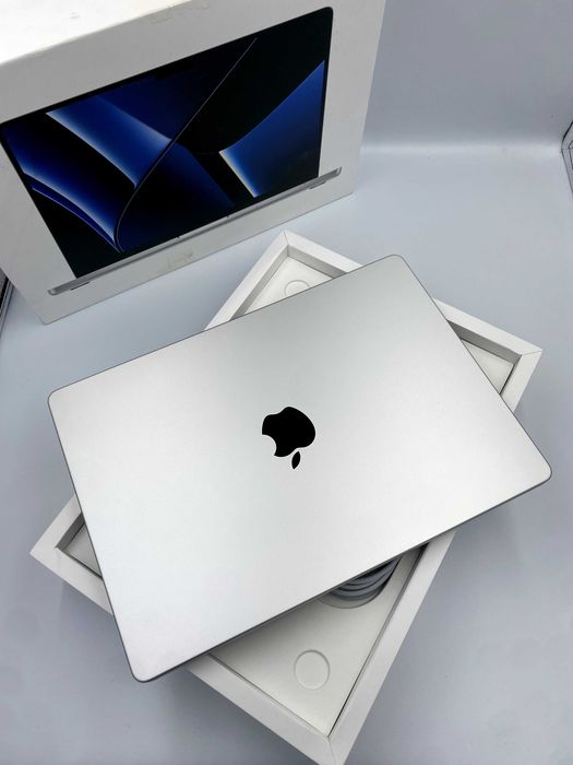 Ноутбук Apple MacBook Pro 14" M2 Pro 16/512GB Silver (MPHH3) 2023