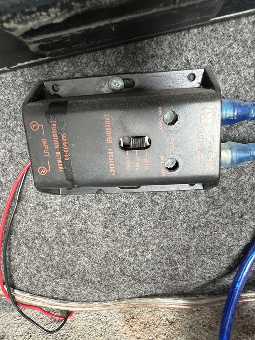 Kit Som Pioneer – Subwoofer + Amplificador