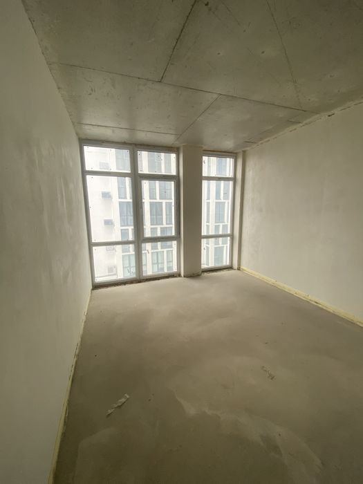 Продаж/СПЕЦКОШТИ/ 3-х кімнатної квартири студії, з частковими роботами