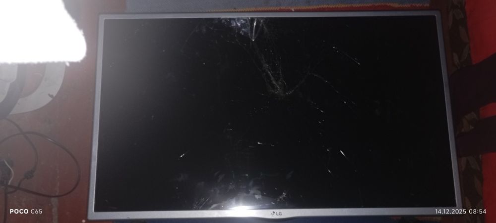 Плазма 32 LG розбит  экран