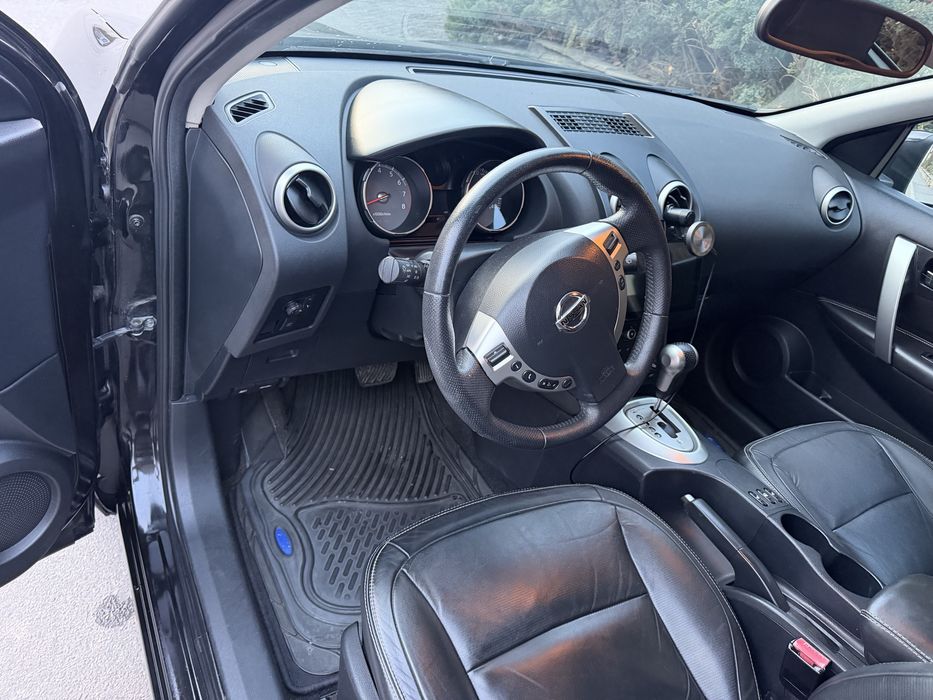 Продам Nissan Qashqai