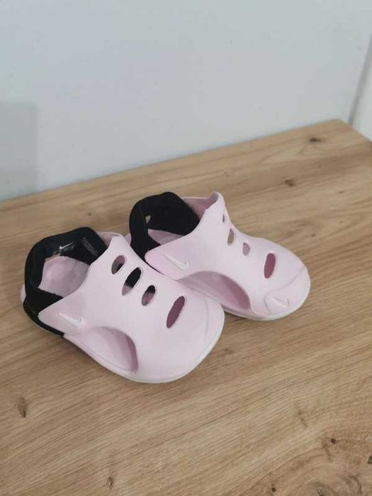 Sandałki do wody Nike r. 22