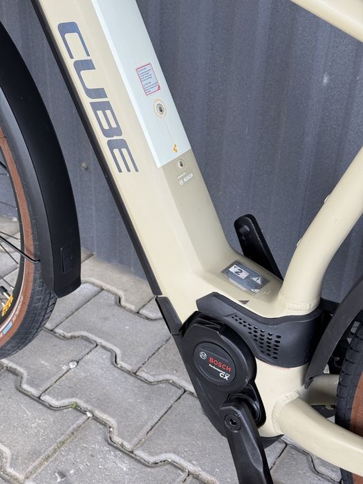 Cube Kathmandu Pro електровелосипед