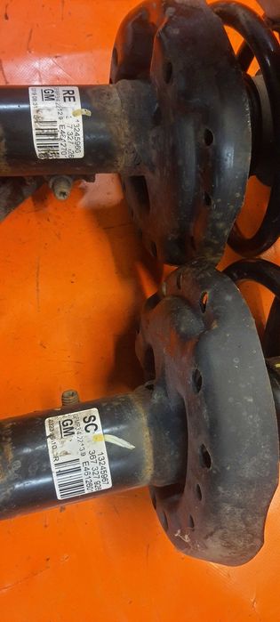 261J Amortyzator Lewy Przód Przedni Opel Insignia A 2.0 CDTI