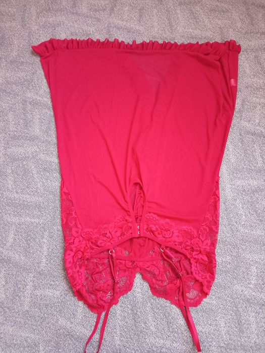 Шикарний жіночий пеньюар