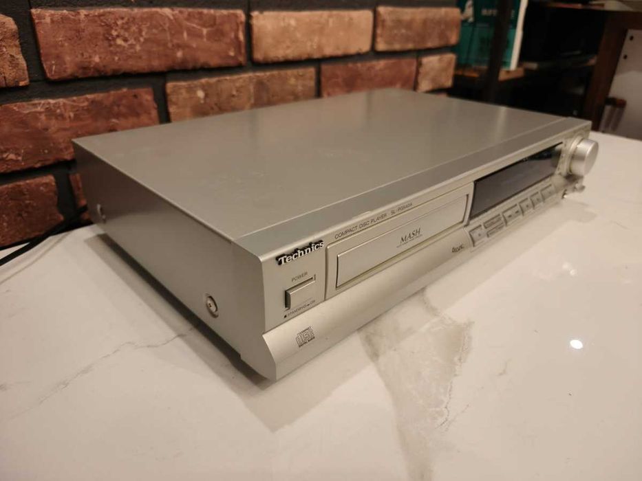 TECHNICS SL-PG540A ! Znakomity odtwarzacz CD ! Srebrny