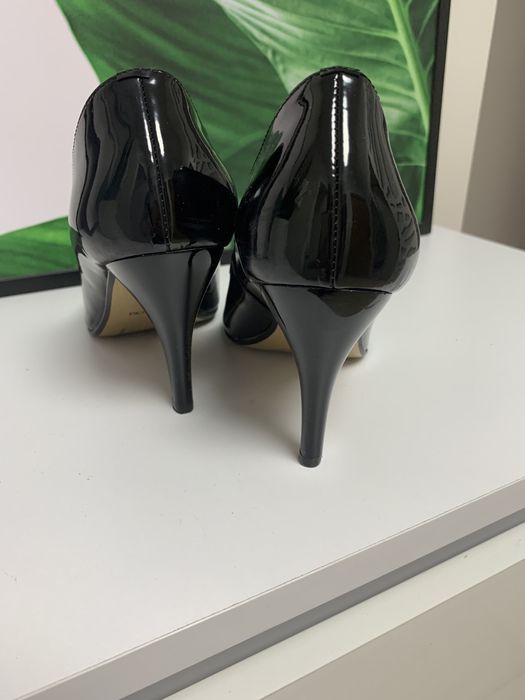 Czarne szpilki 40 skora Lasocki