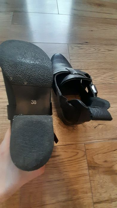 Sprzedam buty 38 rozmiar