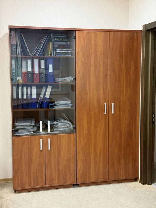 Два шкафа 82 и 90 ширина 45 глубина 210 высота