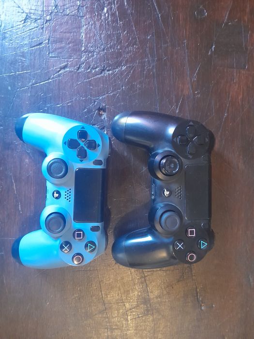 Consola PS4 Standard (Usado - 500 GB)