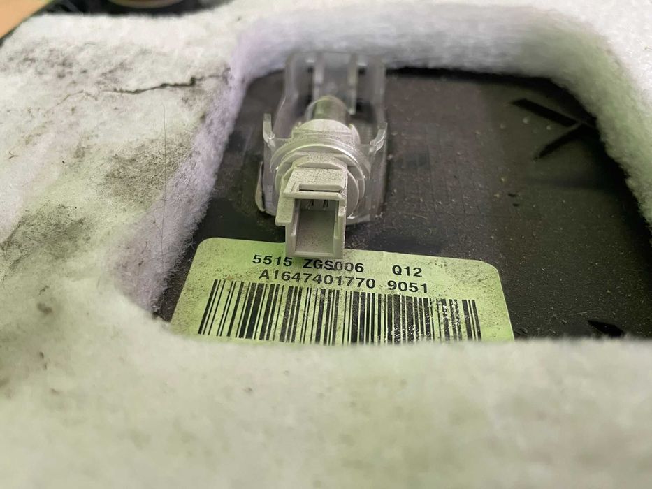 Forra Interior do Porta-Malas Mercedes ML 350 de 2011