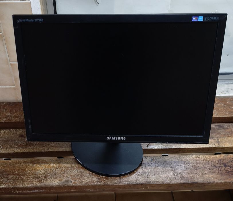 Monitores Samsung 19"