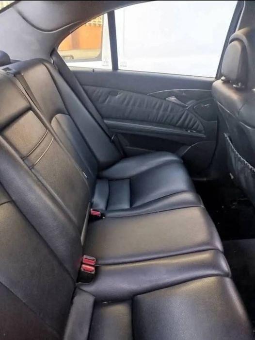 Mercedes E200 diesel  (avariado)