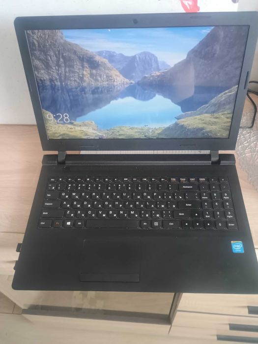 Продам LENOVO в хорошому стані